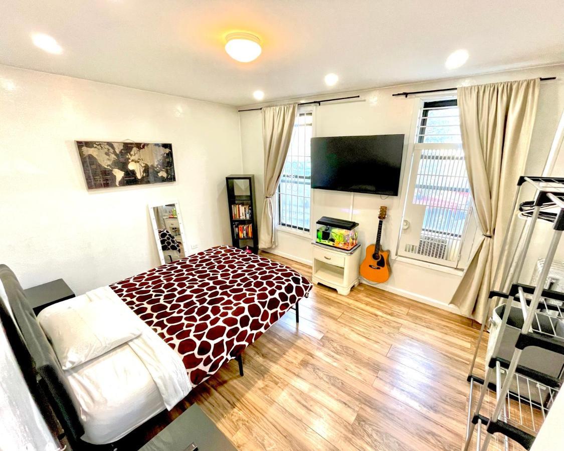 Pangsapuri 2 Bedrooms Flat 5 Minutes From Times Square *